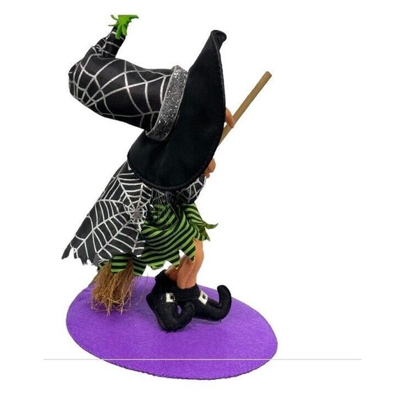 Annalee Doll Halloween 2012 Hag Witch on Broom Spiderweb Cape 301612 - Picture 4 of 9